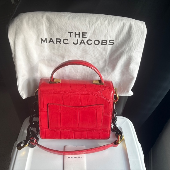 The Marc Jacobs Leather  Red Bag With Black Chain strap - Picture 2 of 8